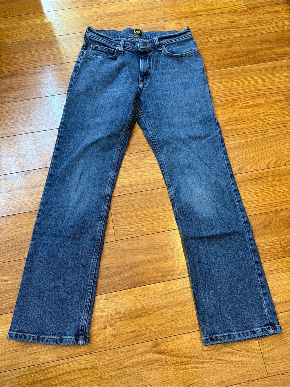 Lee Men's Extreme Motion MVP Athletic Fit Straight Jeans 30x32 - Picture 7 of 10